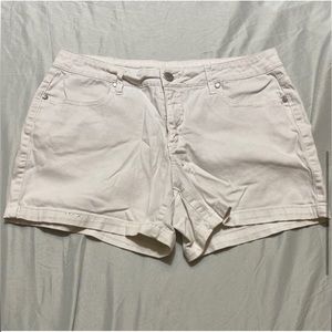 ‼️Faded Glory White shorts size 14